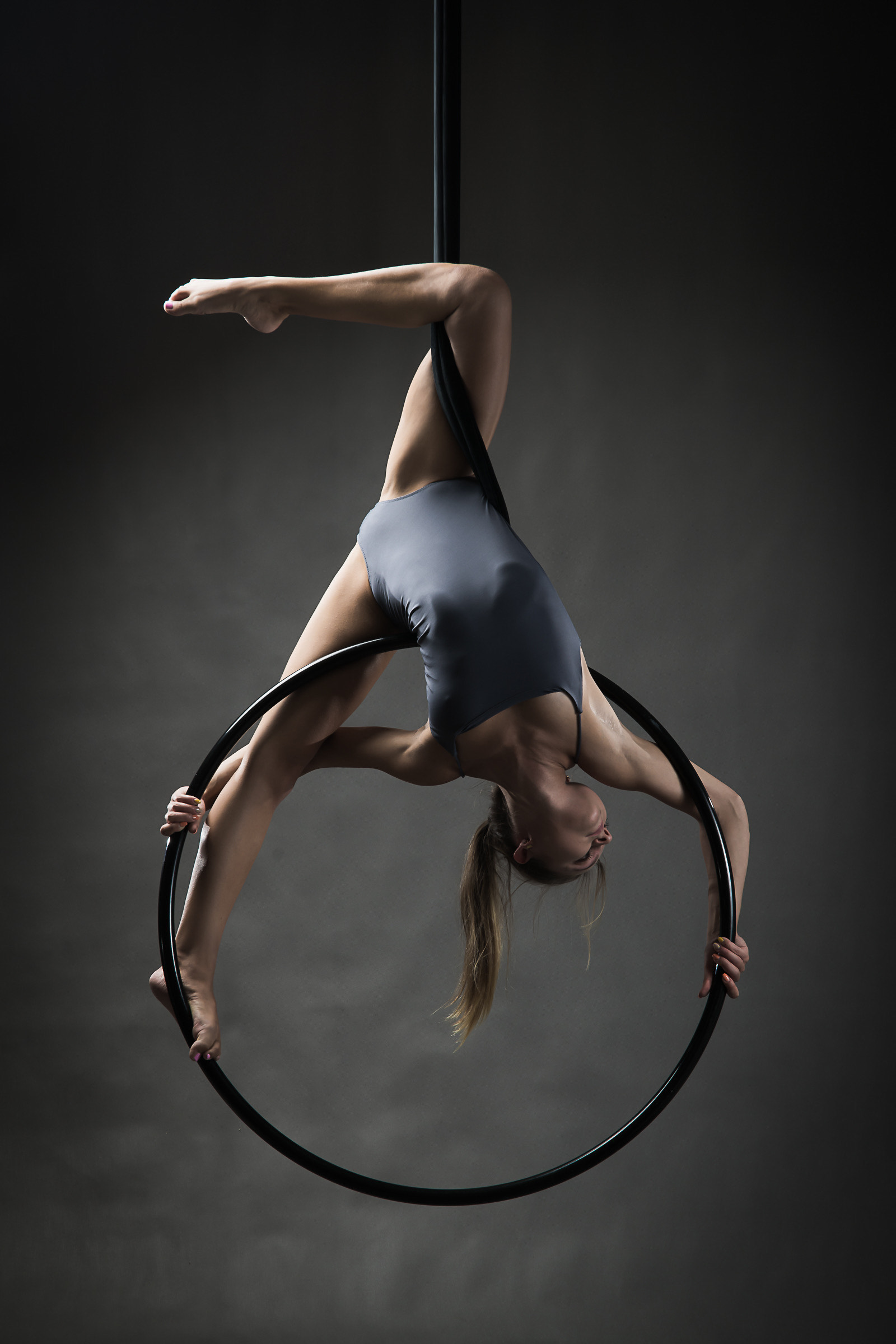 Tło zajęć Aerial Hoop